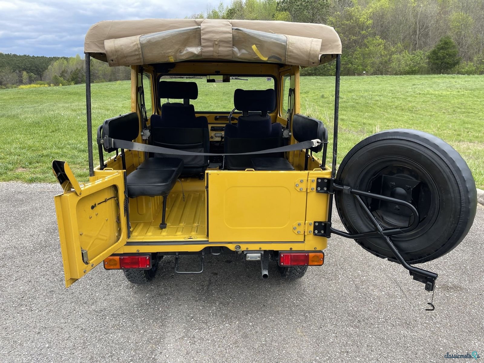 1979' Daihatsu Taft photo #3