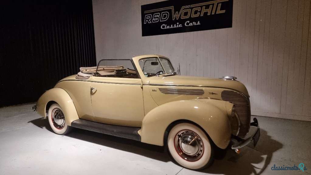 1938' Ford De Luxe photo #2