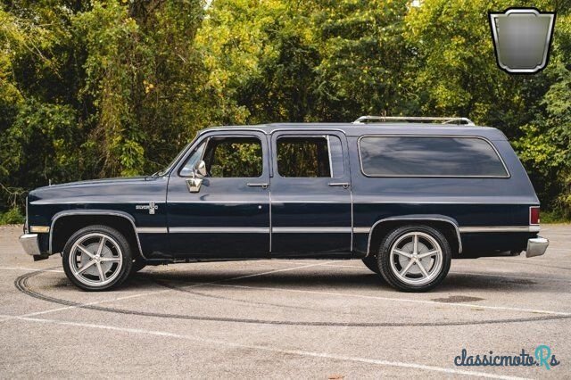 1985' Chevrolet Suburban photo #3