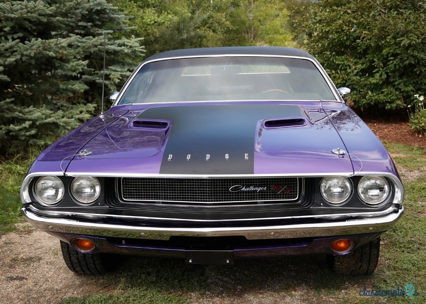 1970' Dodge Challenger R/T SE photo #2