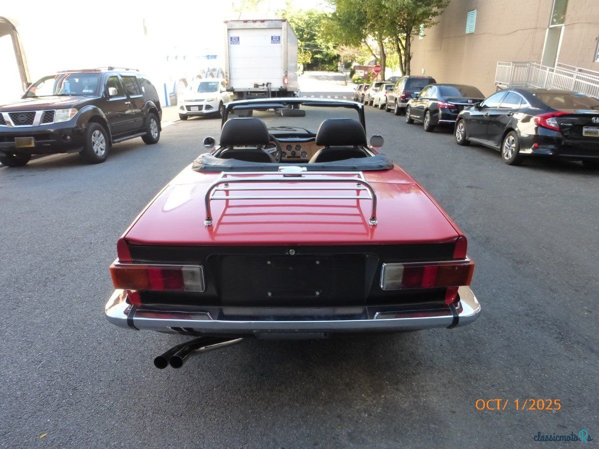 1976' Triumph TR6 photo #6
