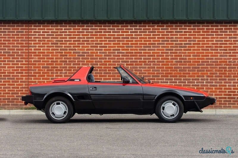 1988' Fiat X1/9 photo #4