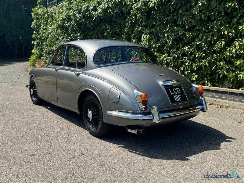 1968' Jaguar Mark II photo #4