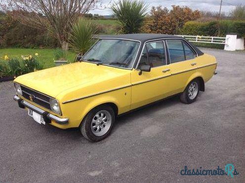 1979' Ford Escort Ghia photo #3