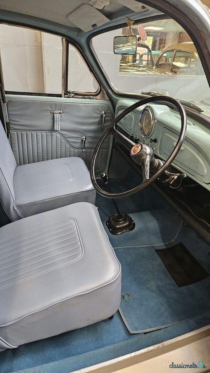 1957' Morris Minor photo #3