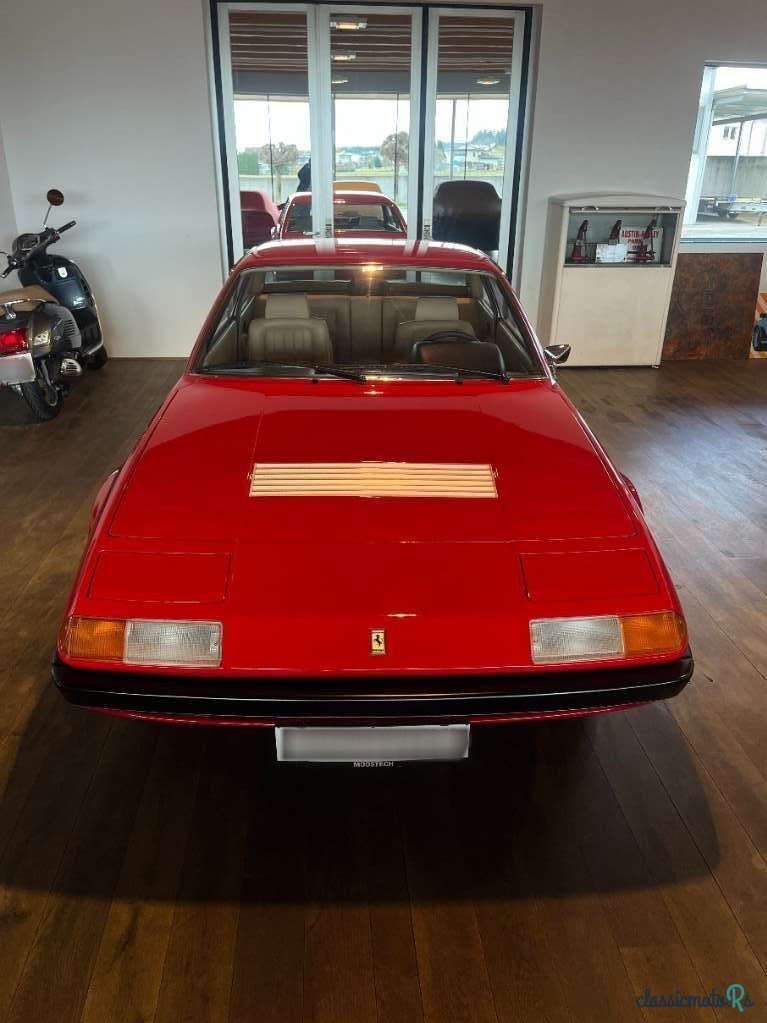 1975' Ferrari 365 GT4 2+2 photo #3