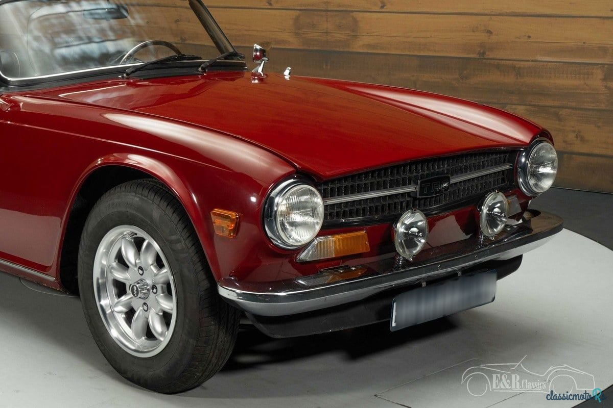 1974' Triumph TR6 photo #4