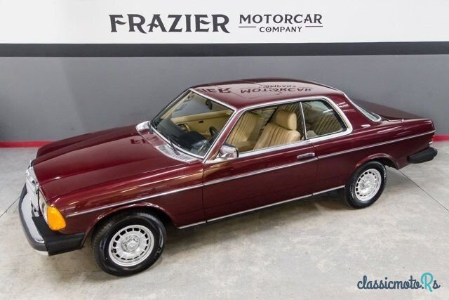 1985' Mercedes-Benz 300CD photo #1