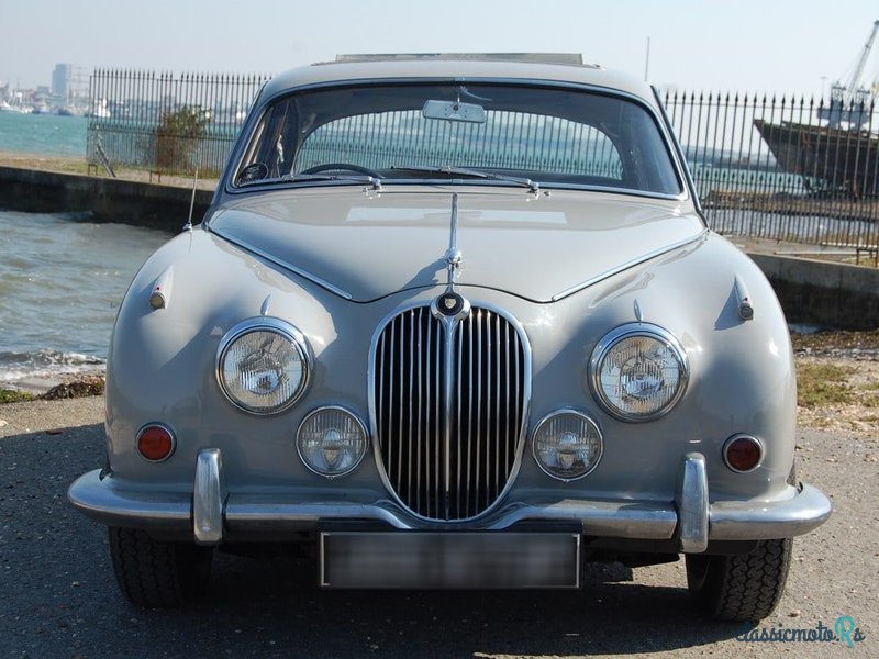 1968' Jaguar Mk II 340 photo #2