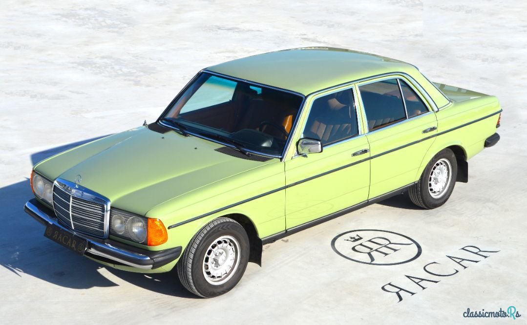 1977' Mercedes-Benz 220 photo #1