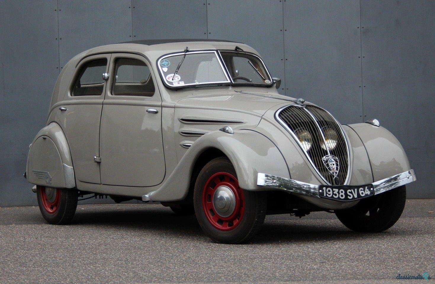 1938' Peugeot 402 photo #1