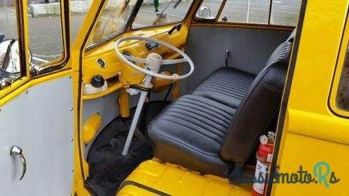 1973' Volkswagen Camper Kombi photo #3