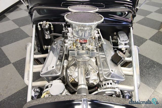 1947' Ford Pickup photo #2