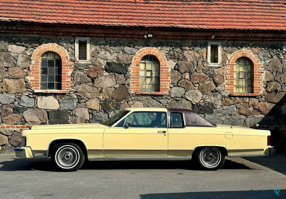 1979' Lincoln Town Car photo #4