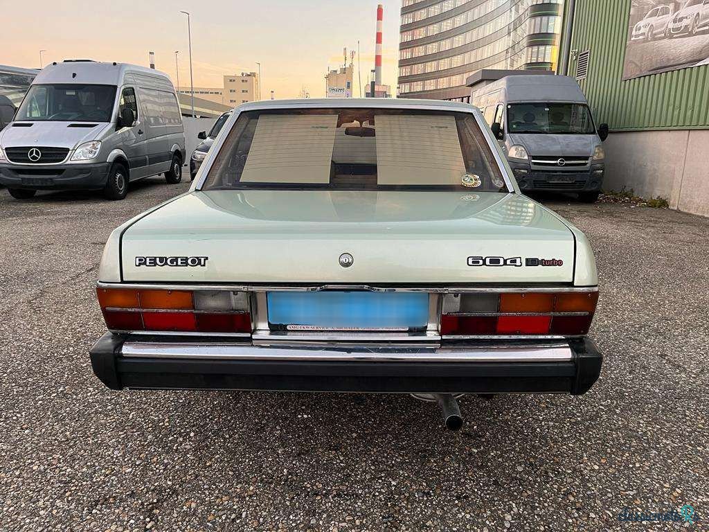 1980' Peugeot 604 photo #5