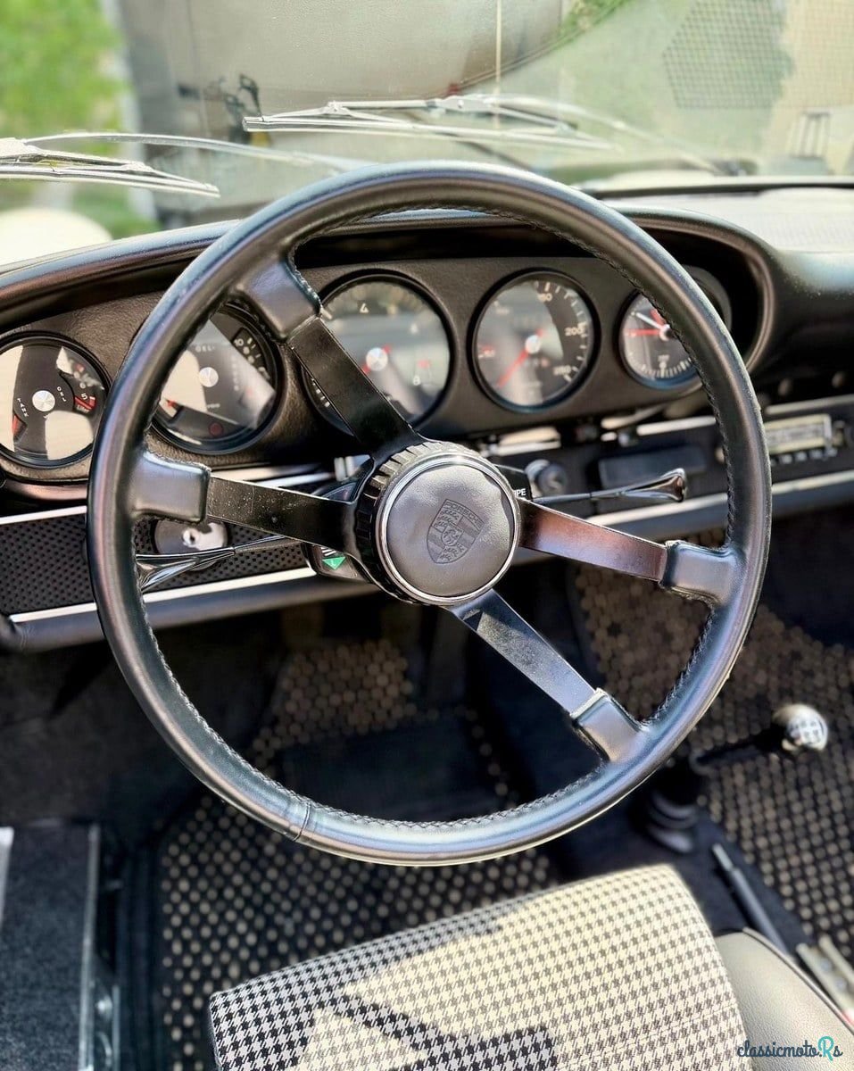 1968' Porsche 911 photo #5