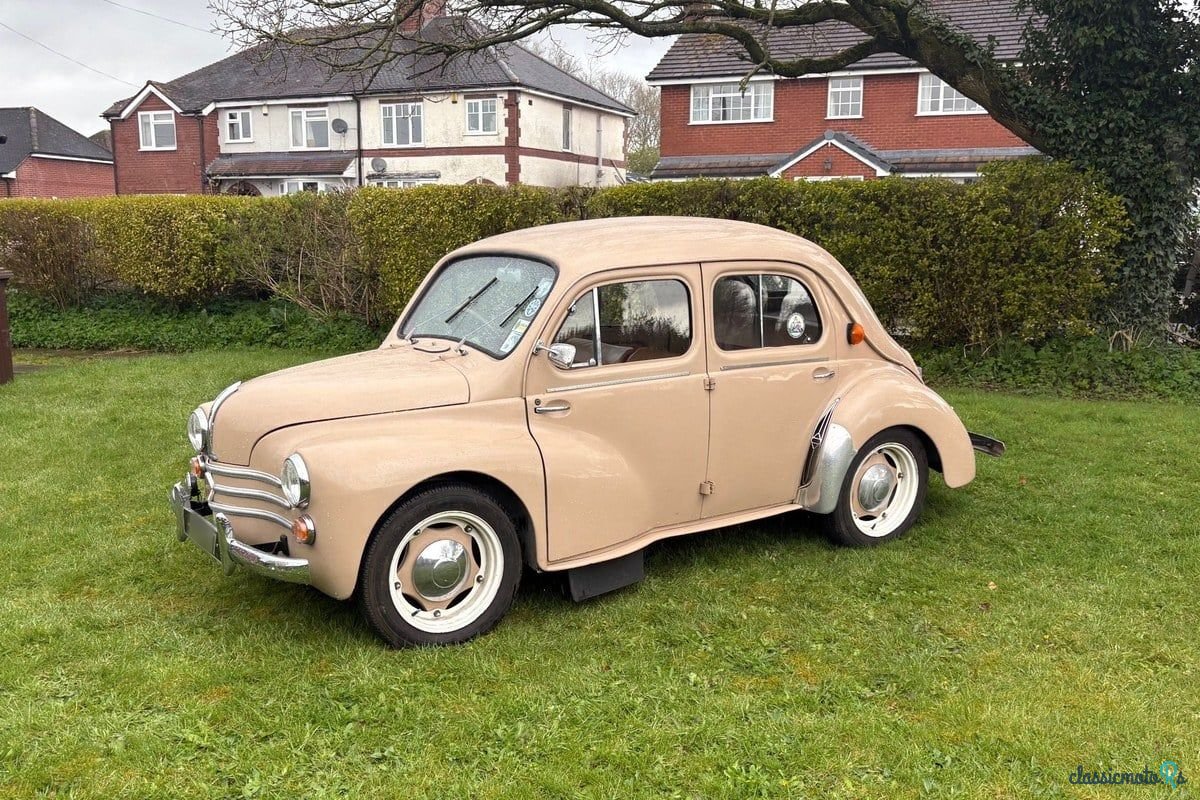 1954' Renault 4CV photo #1