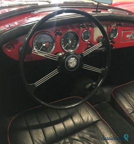 1957' MG MGA 1500 photo #3