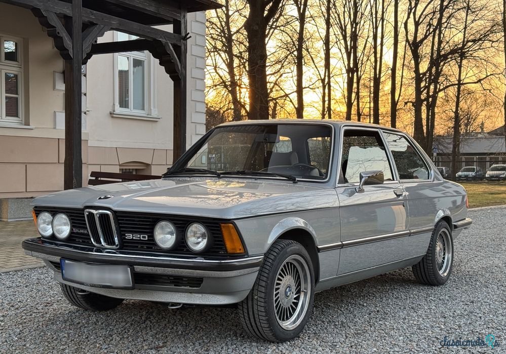 1979' BMW Seria 3 320 photo #1