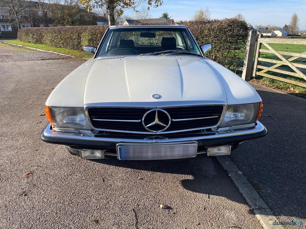 1984' Mercedes-Benz Sl Class photo #2