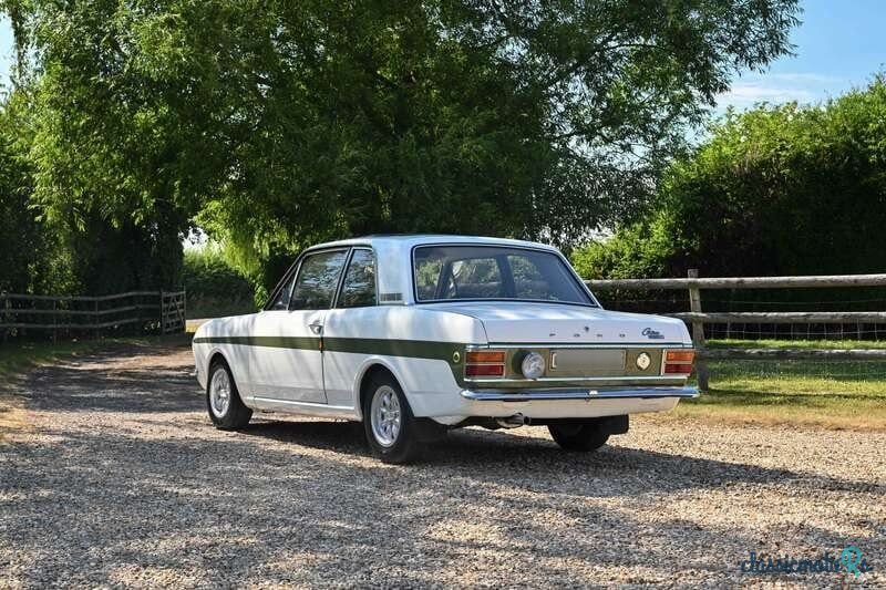 1968' Ford Cortina photo #5