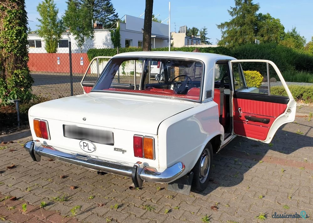 1974' Fiat 125P photo #2