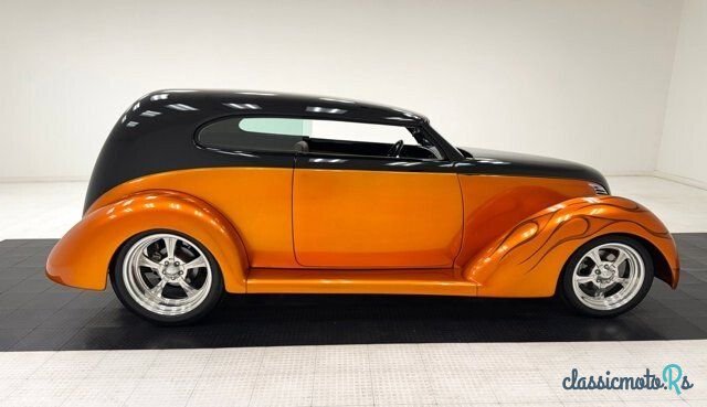 1939' Ford Deluxe photo #6