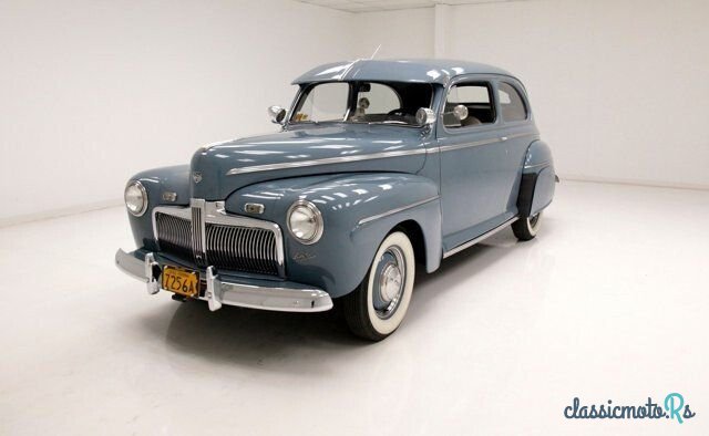 1942' Ford Super Deluxe photo #1