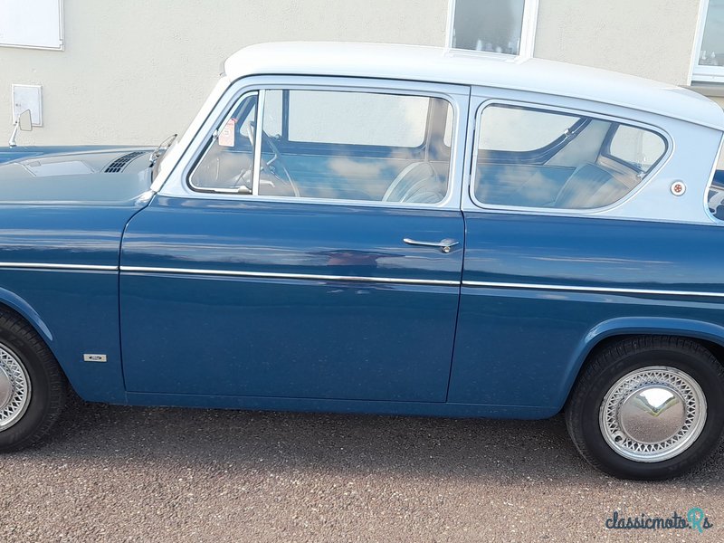 1964' Ford Anglia photo #4