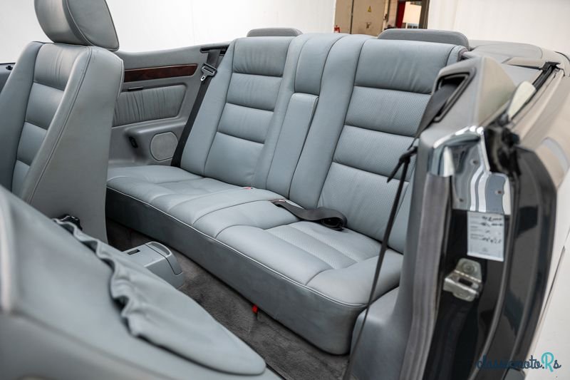 1994' Mercedes-Benz 220 E '94 CH22839 photo #5