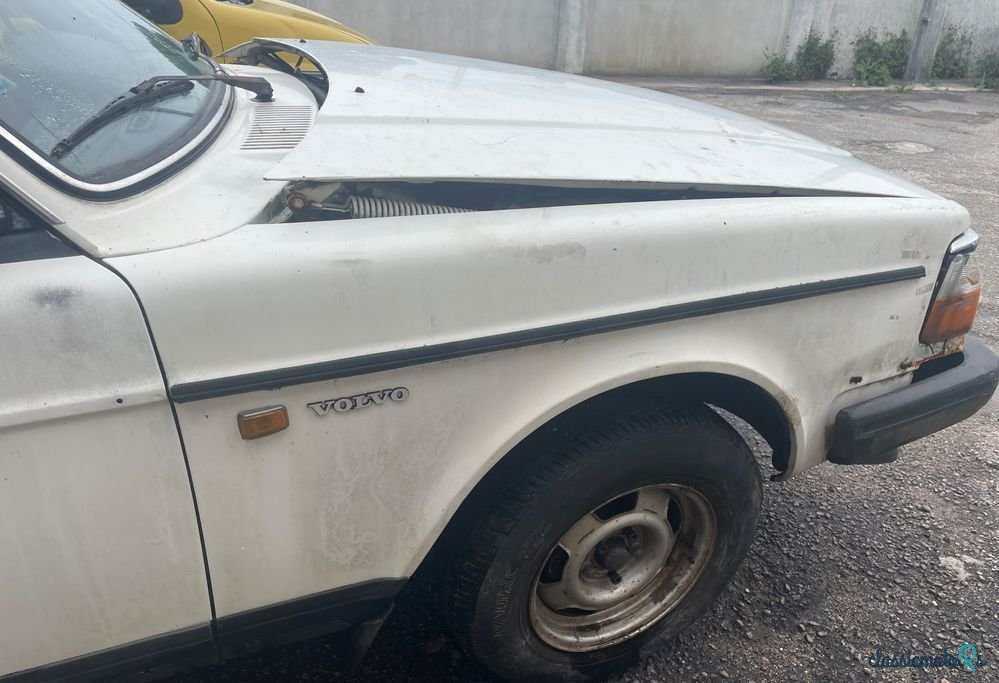 1989' Volvo 240 photo #4