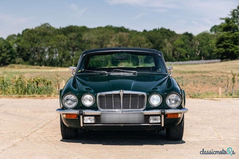 1975' Jaguar XJ photo #6