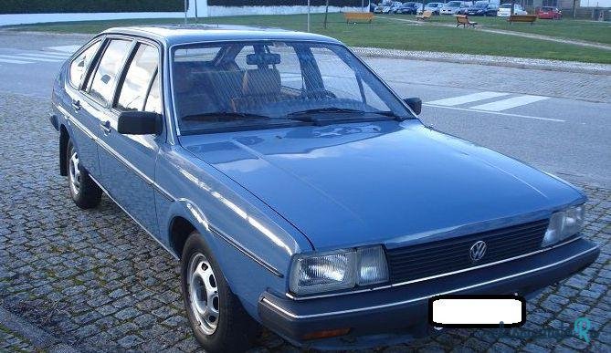 1980' Volkswagen Passat 1.3 L 5P photo #2