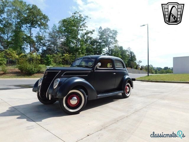 1937' Ford photo #2