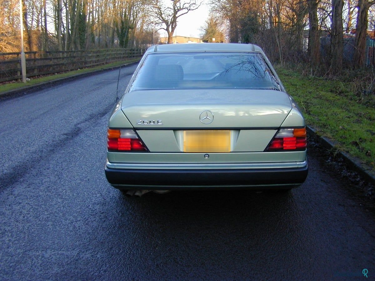 1990' Mercedes-Benz E Class photo #5