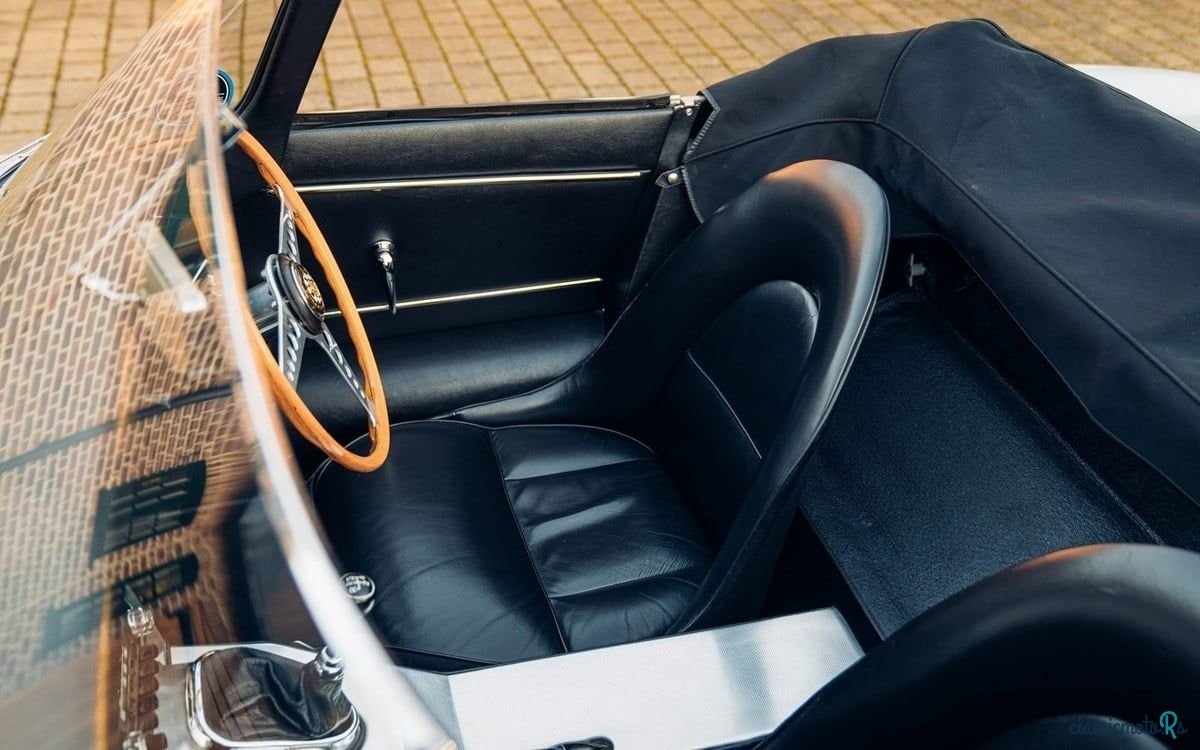 1961' Jaguar E-Type photo #5