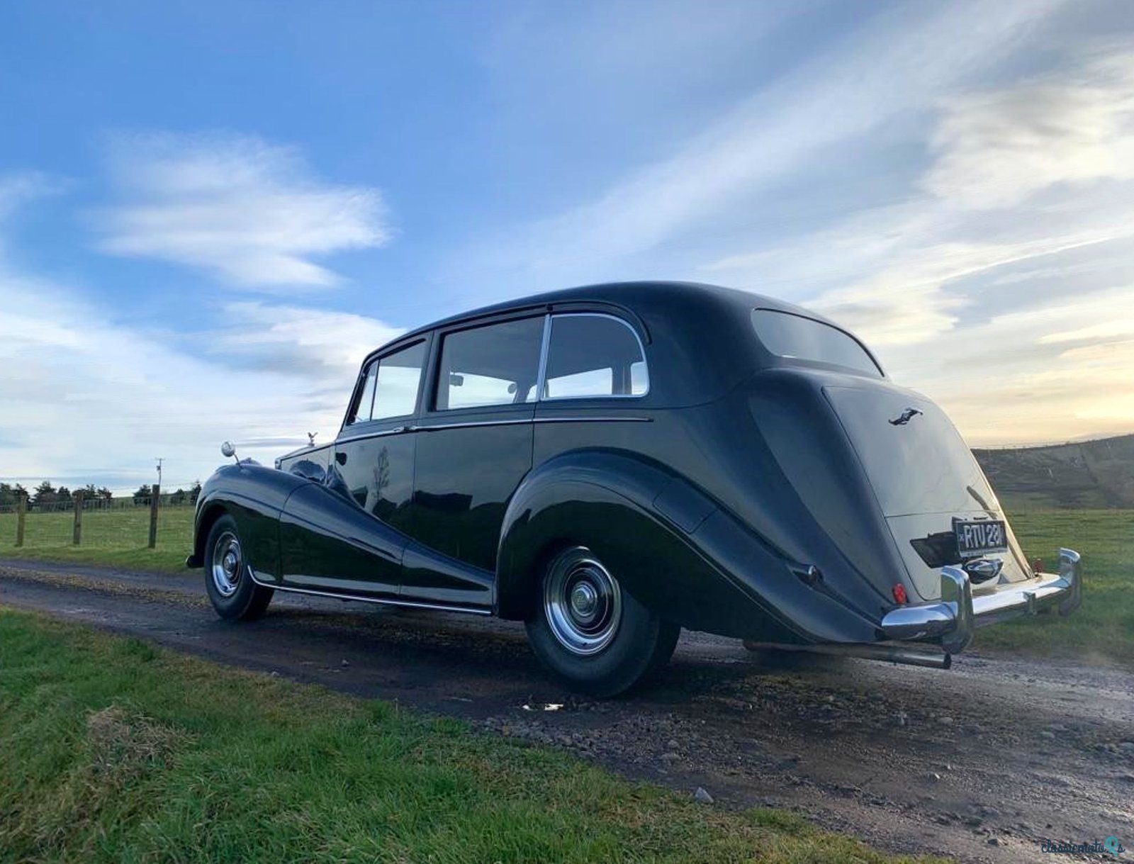 1953' Rolls-Royce Silver Wraith photo #4