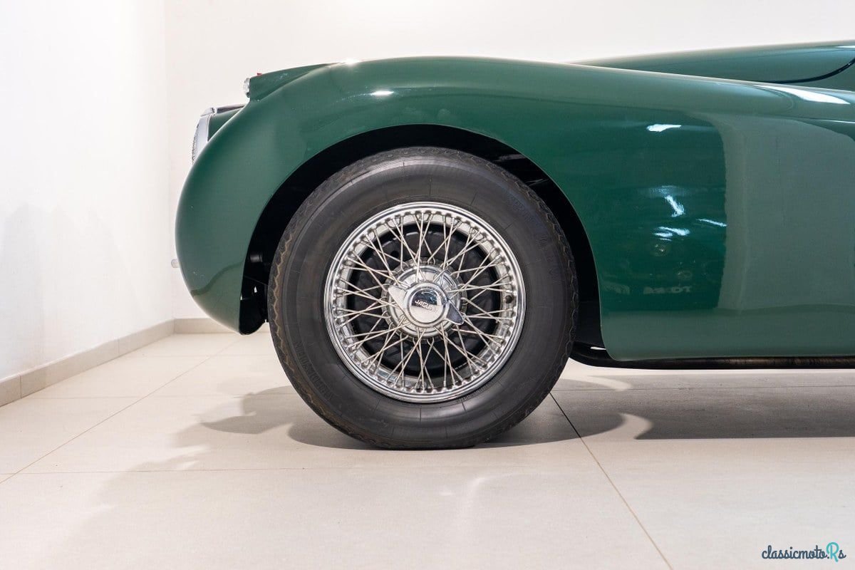 1953' Jaguar Xk120 photo #2