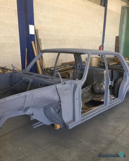 1977' Mercedes-Benz 240 photo #3