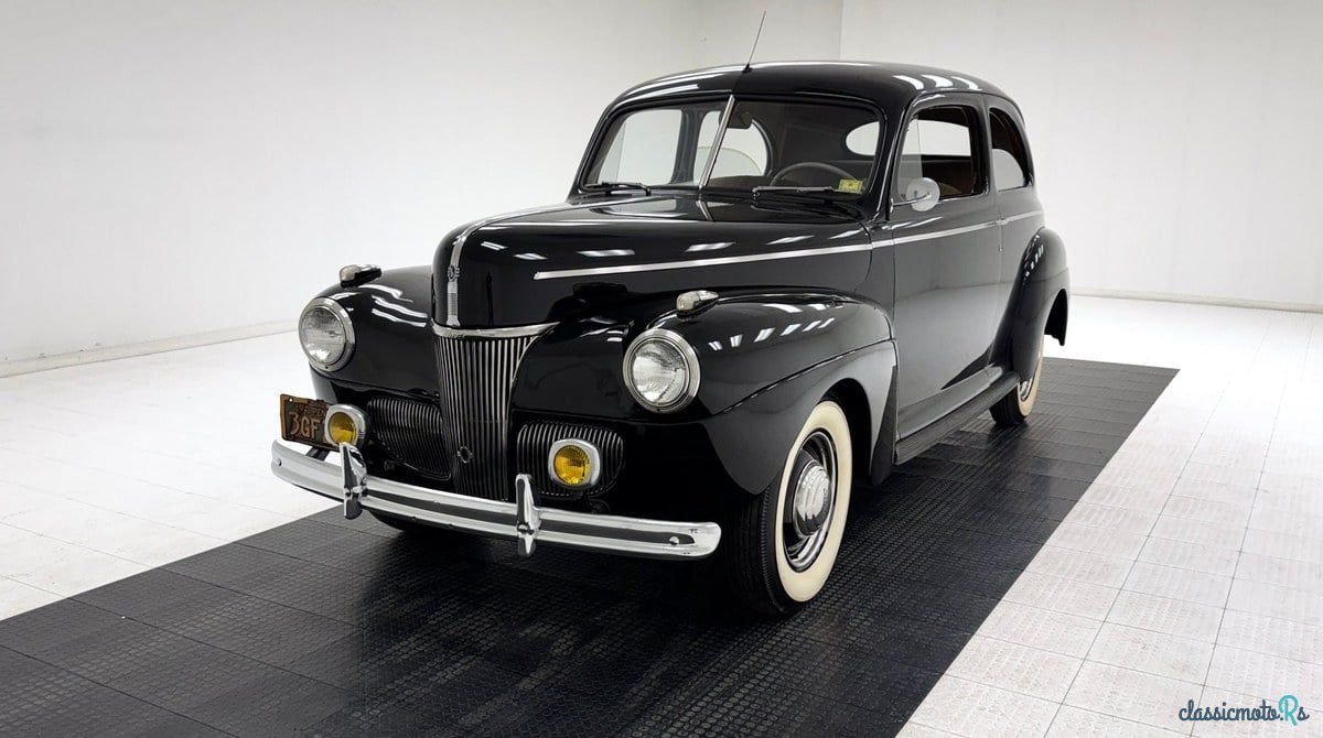 1941' Ford Tudor photo #1