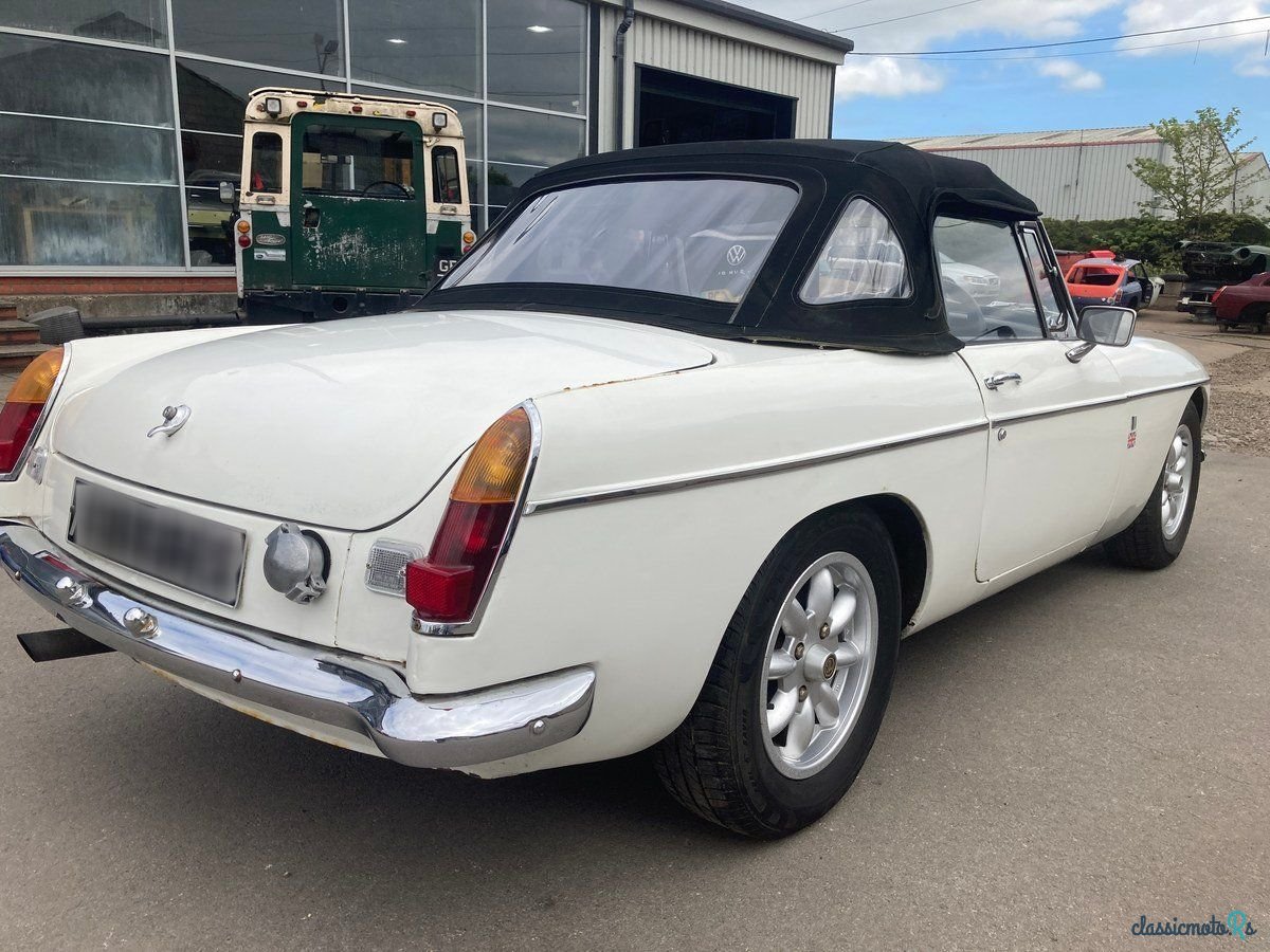 1972' MG MGB photo #3