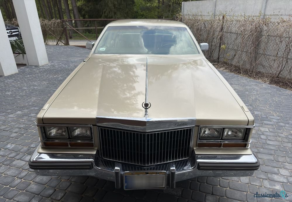 1980' Cadillac Seville photo #4