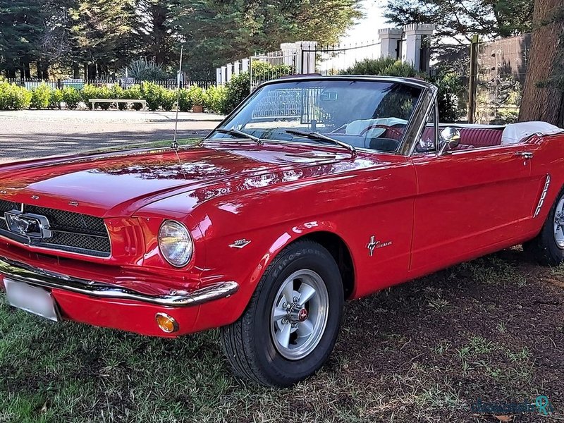 1965' Ford Mustang V8 photo #1