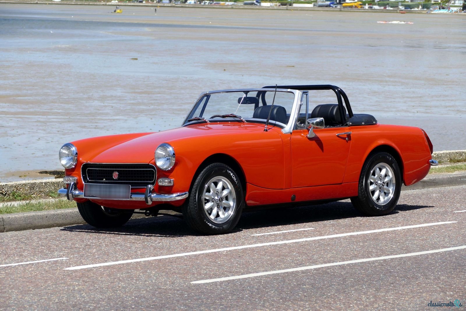 1974' MG photo #4