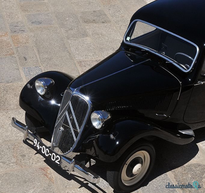 1955' Citroen Traction Avant 11B photo #1