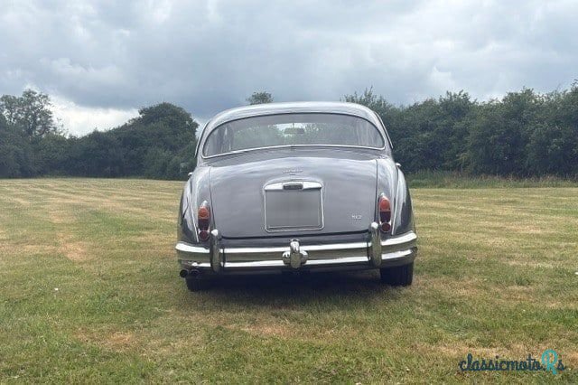 1965' Jaguar 420 photo #6