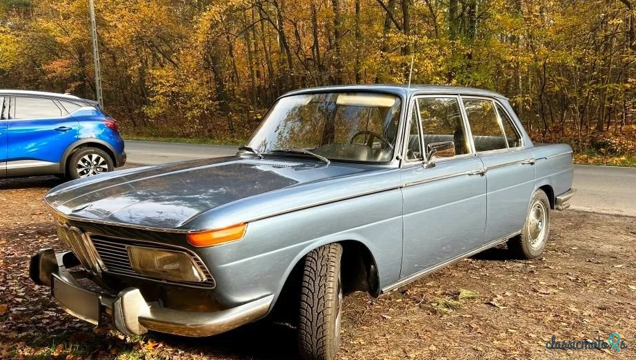 1969' BMW Neue Klasse 2000 photo #2