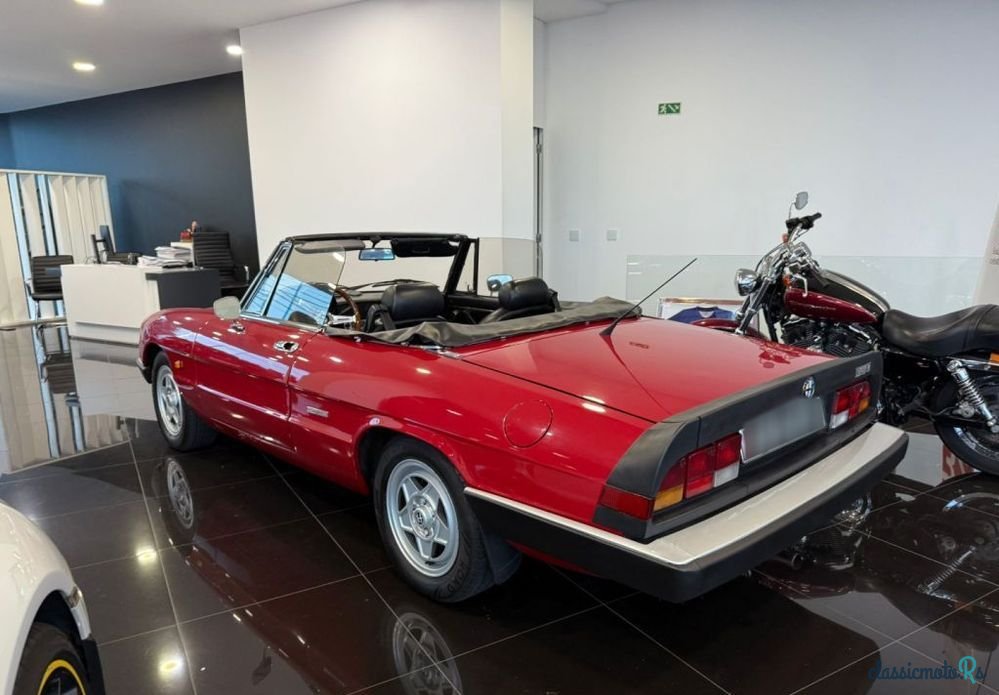 1988' Alfa Romeo Spider 1.6 photo #4