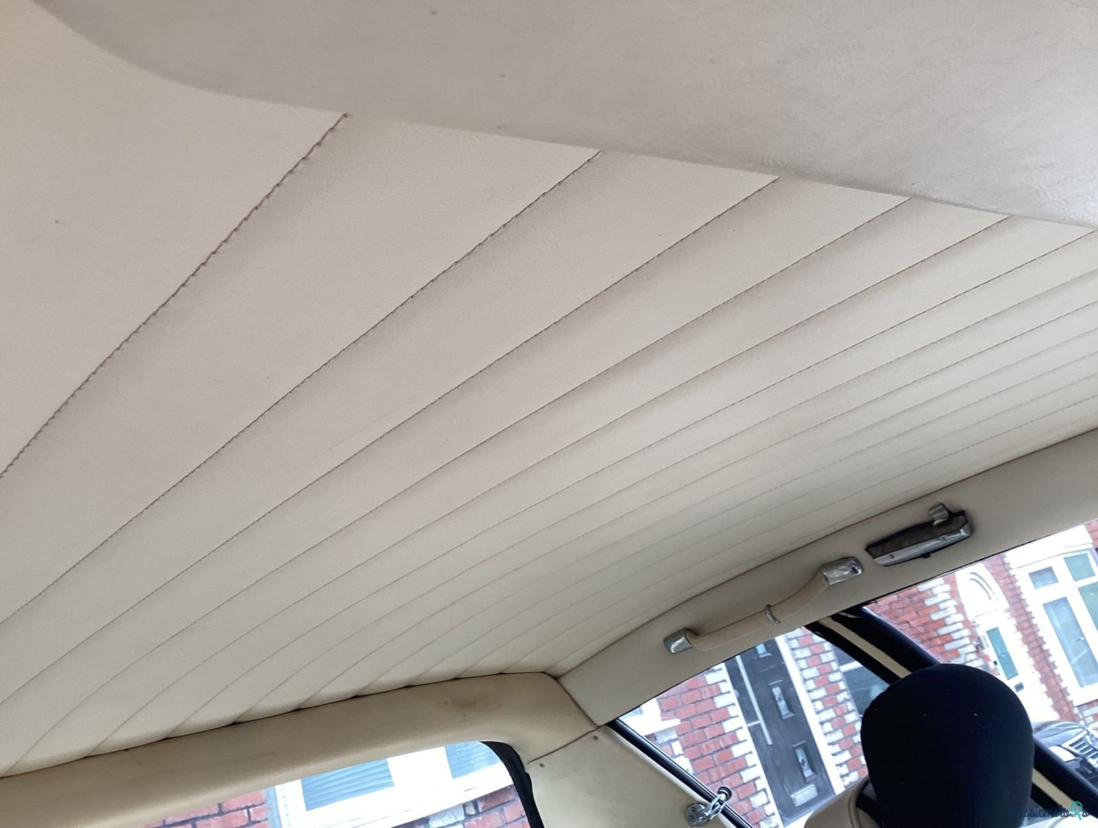 1975' Jensen Interceptor photo #5