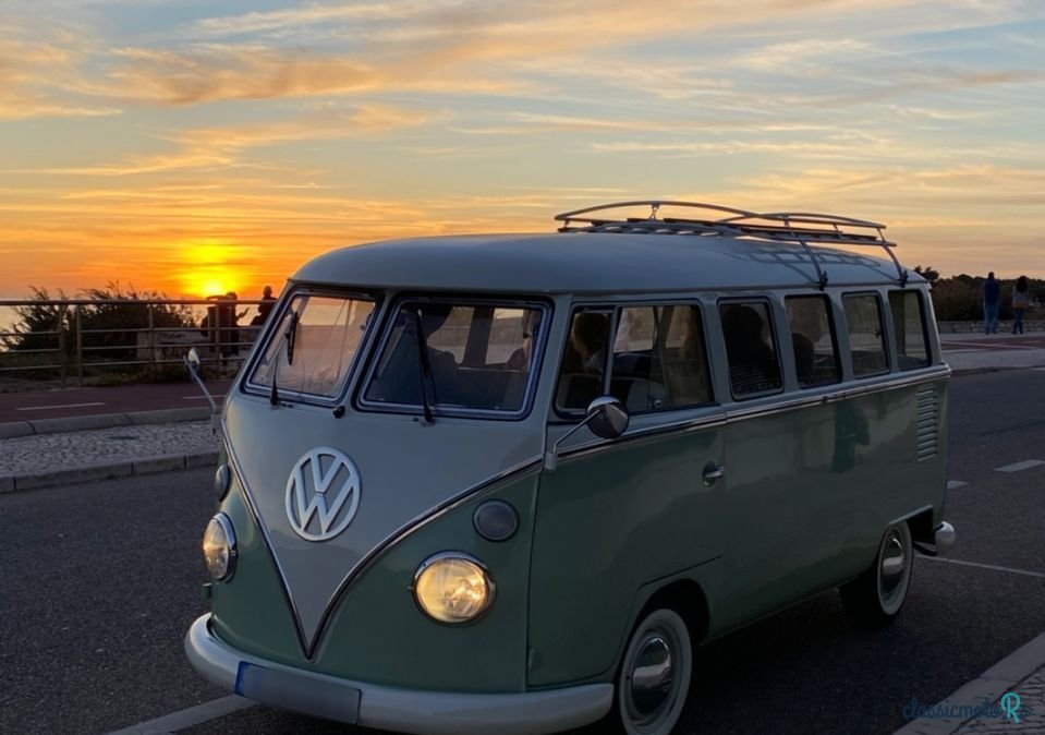 1968' Volkswagen Type 2 photo #1